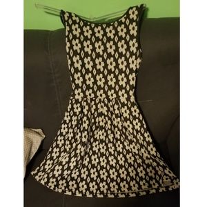 City Studio black floral size small dress